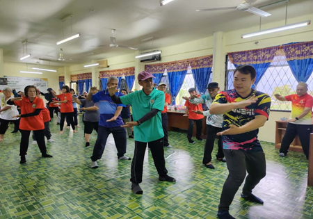 TAI CHI MENJADI PILIHAN SIRI 2 SENAMAN WARGA EMAS AKTIF MUKAH